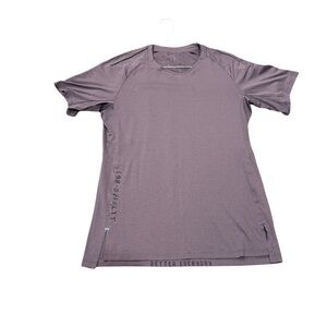 Men’s Lululemon Licensed to train shirt - Size Medium - Light purple
